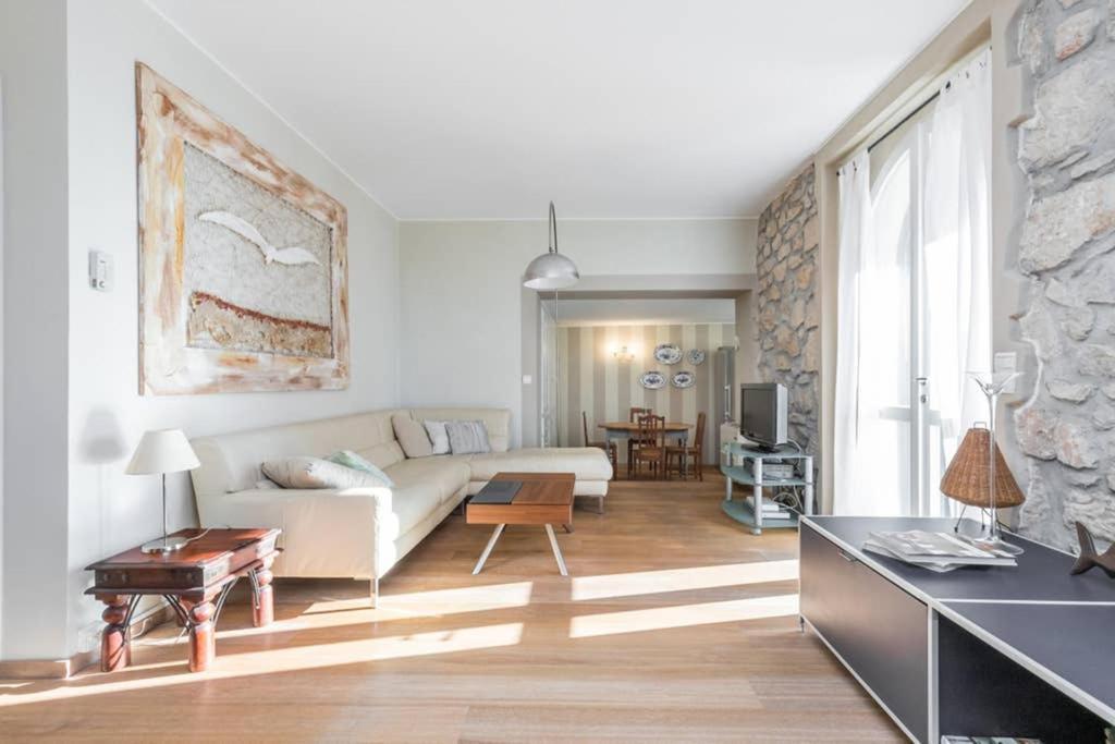 Villa Rocky - Luxury 3Br Apt In Liberty Villa.Pool,Garden,Wifi Roquebrune-Cap-Martin Buitenkant foto